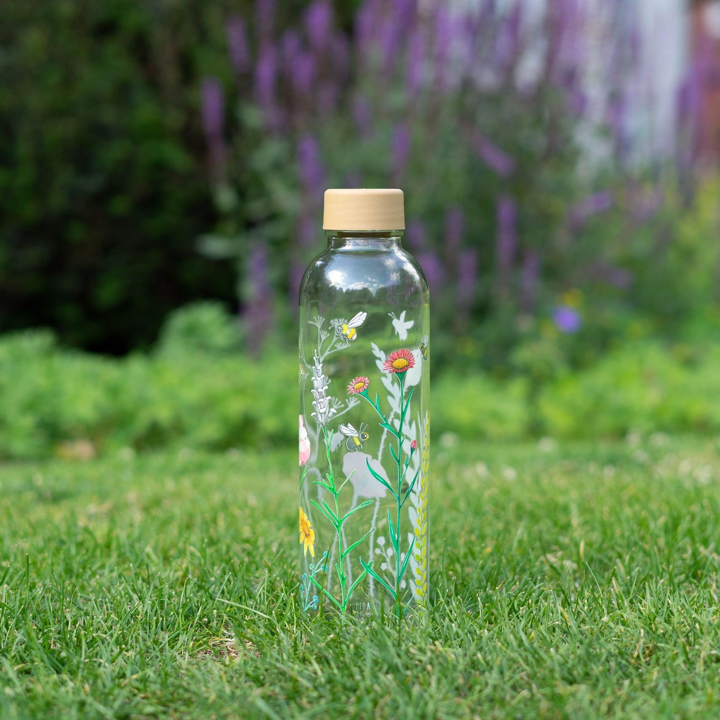 LET THE BEES BE 0.7 l Glass Bottle